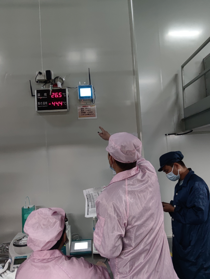 賽納威在線粒子計數(shù)器CW-RPC600S在鋰電池工廠的應(yīng)用